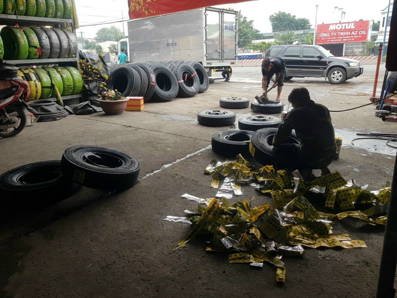 5 MẸO NHỎ PHÒNG TRÁNH NỔ LỐP XE Ô TÔ MÙA NÓNG LÀ GÌ